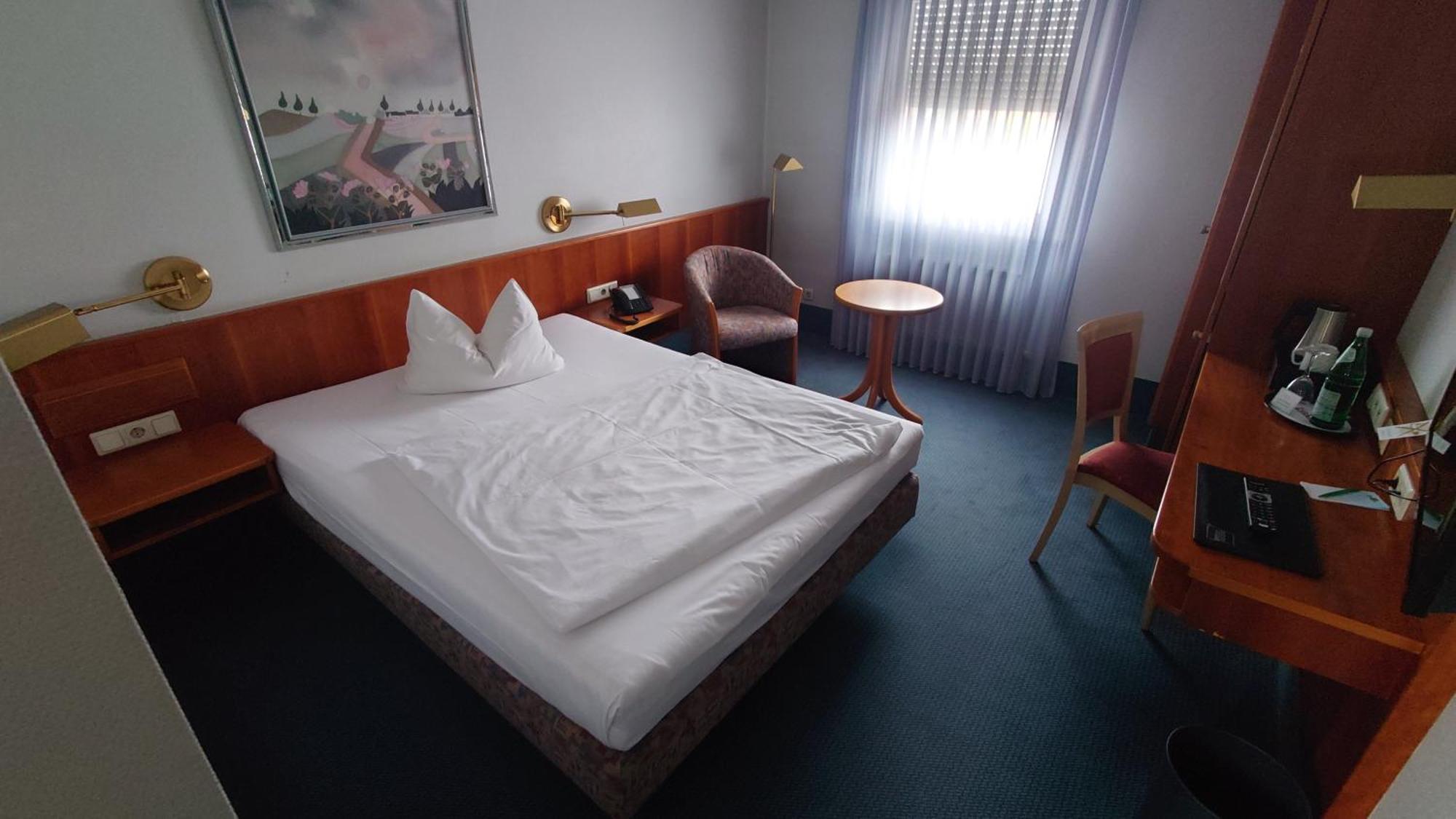 Hotel Loewen-Seckenheim Μάνχαιμ Εξωτερικό φωτογραφία